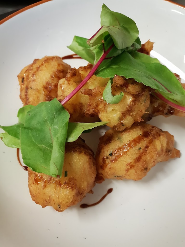 Restaurante Puerta de Terrer — Comida y bebida
