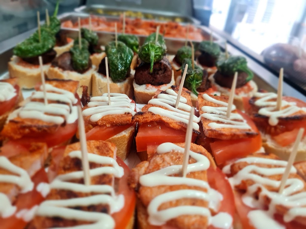 Bar Moca — Comida y bebida
