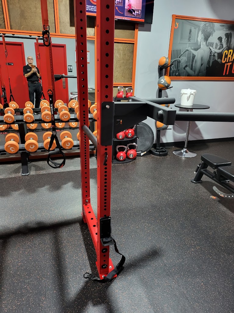  HOTWORX - Arlington, TX - Viridian