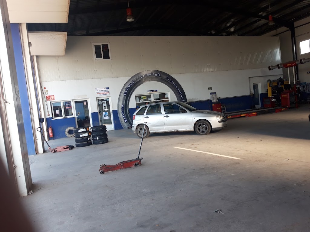 Neumaticos Bolarin Vulco — Taller