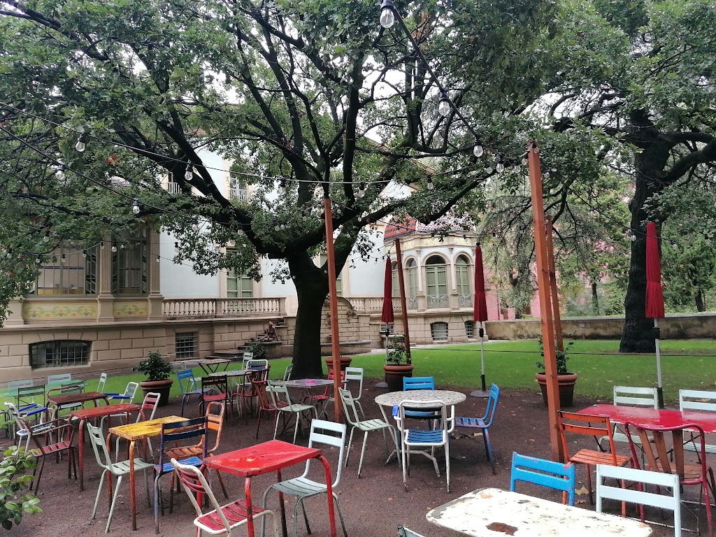 Bar La Ciutat dels Sants — Ambiente