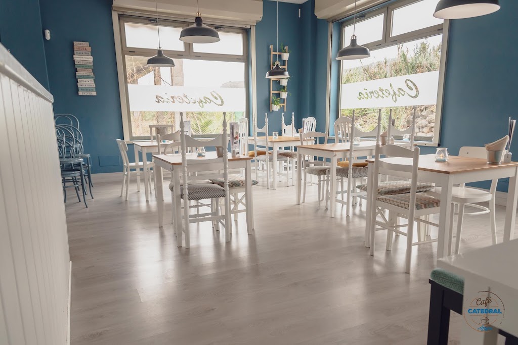Cafe Catedral Arucas — Ambiente