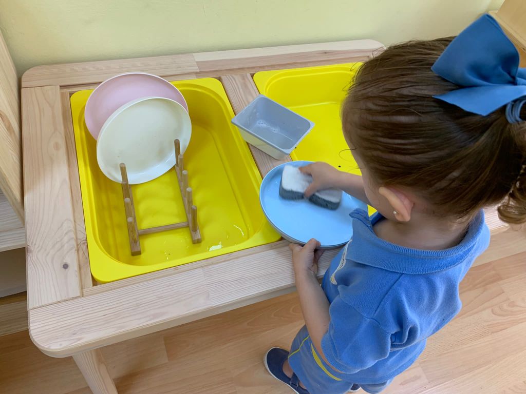 Superlittle Montessori School