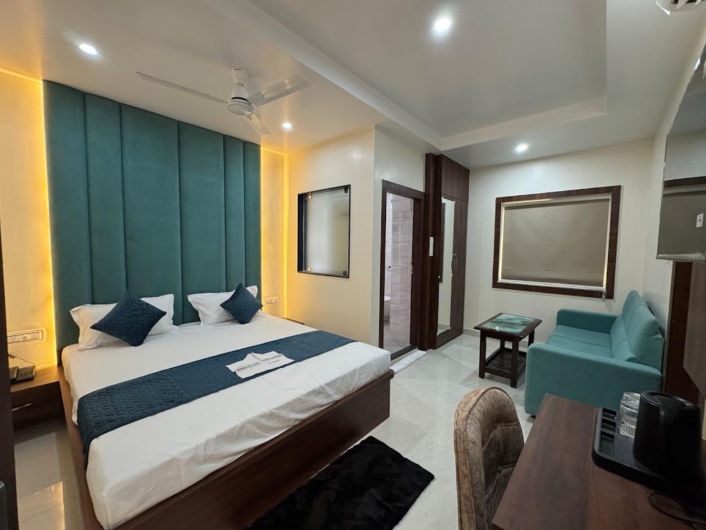 Hotel Nv Grand