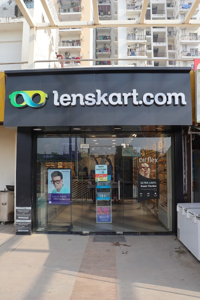 Lenskart Com At Panchsheel Greater Noida
