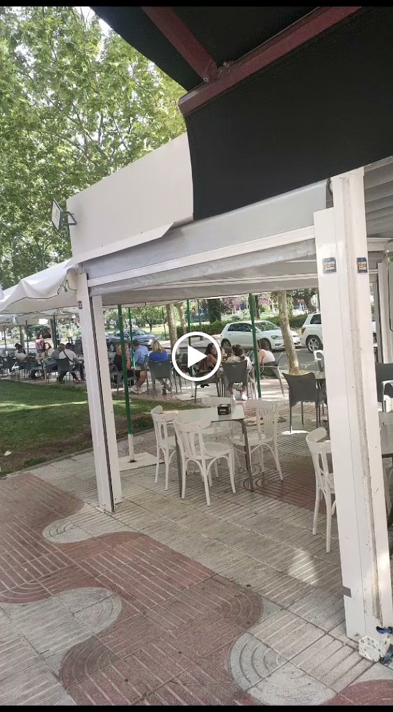 Cerveceria Seven — Ambiente
