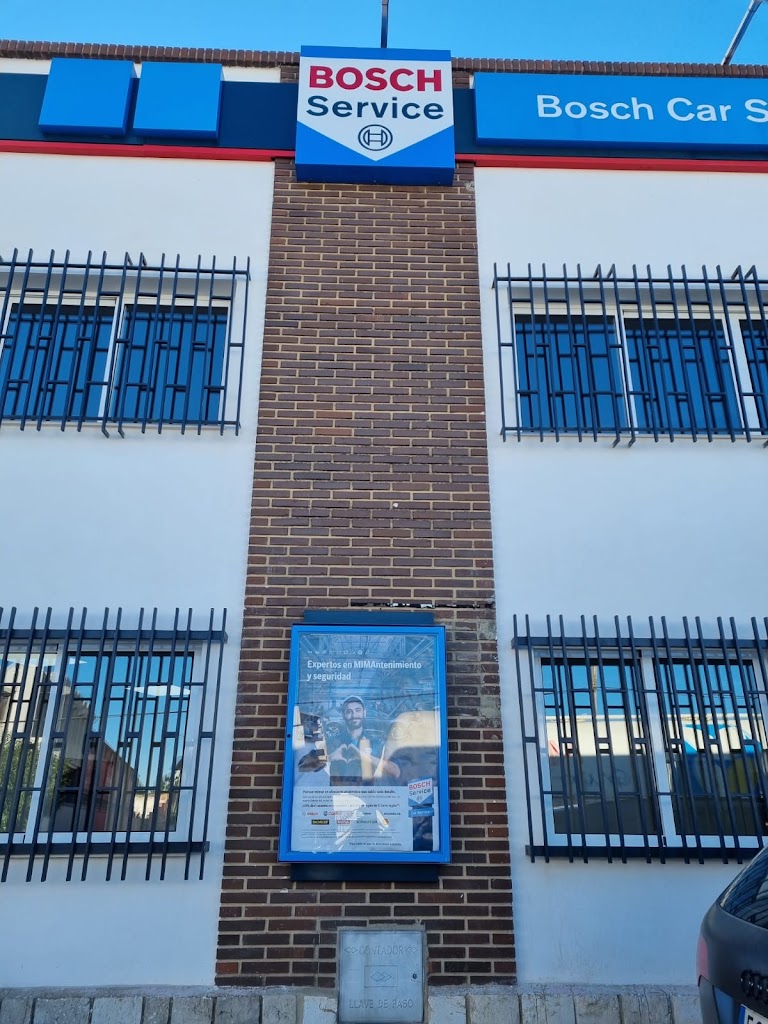 Motorkuas Taller Bosch Car Service — Exterior
