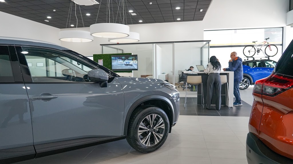 Nissan | Caetano Reicomsa — Interior