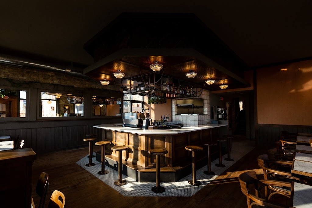  Uncle Wolfie's Breakfast Tavern