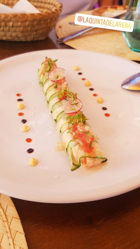 La Quinta Restaurante — Comida y bebida
