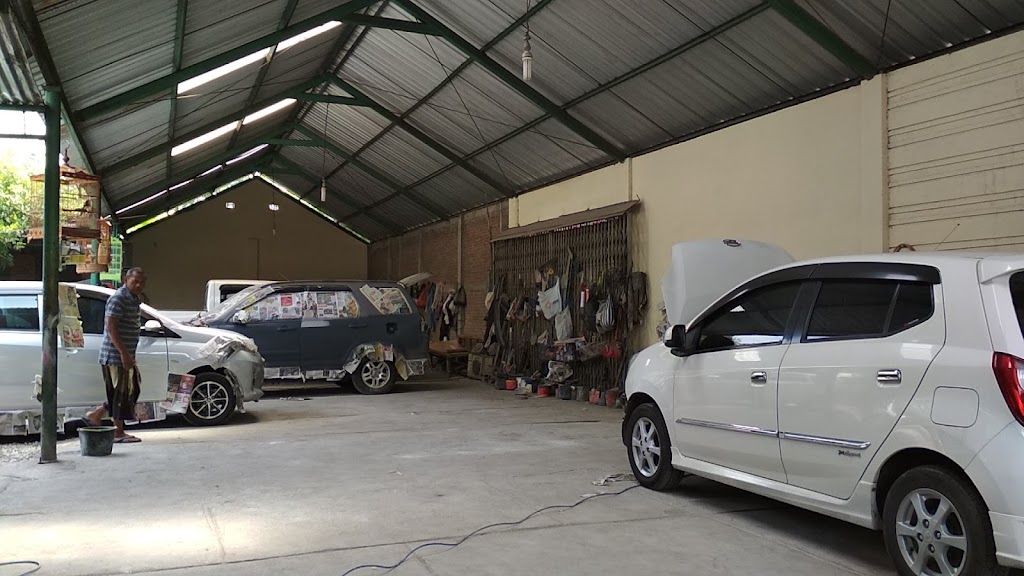 Bengkel cat mobil Waluyo