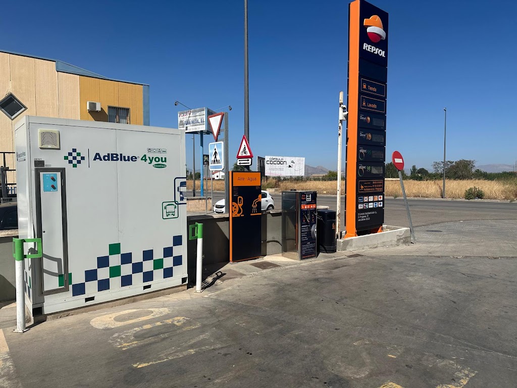 E.S Avd. Cristobal Colon