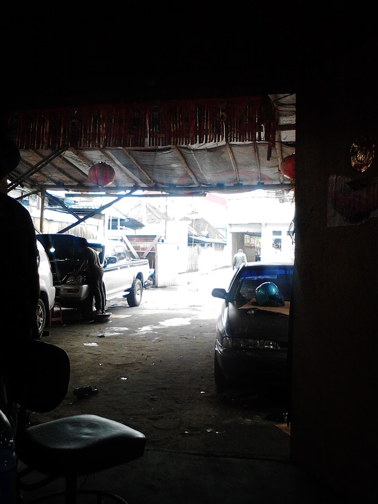 Bengkel Mobil