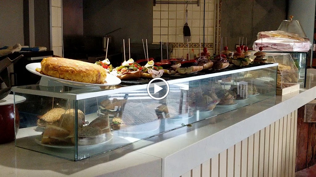 Restaurante -Tasca Tapias — Videos