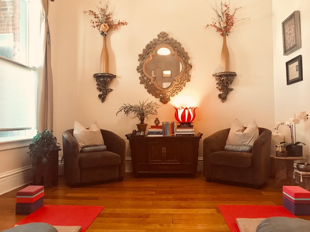  Treetop Yoga Therapy