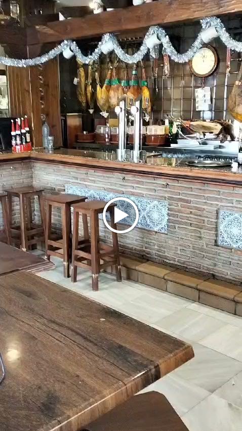 Restaurante La Esquina del Jamon — Videos