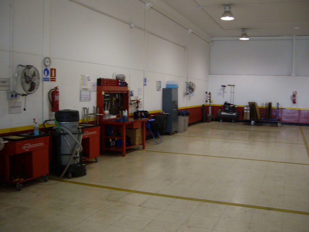 Carglass — Interior