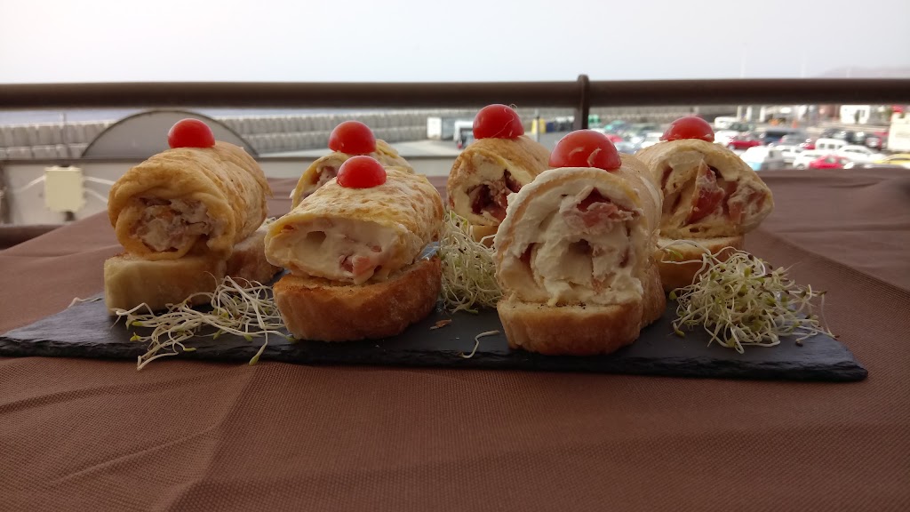 Taberna De Nino — Comida y bebida