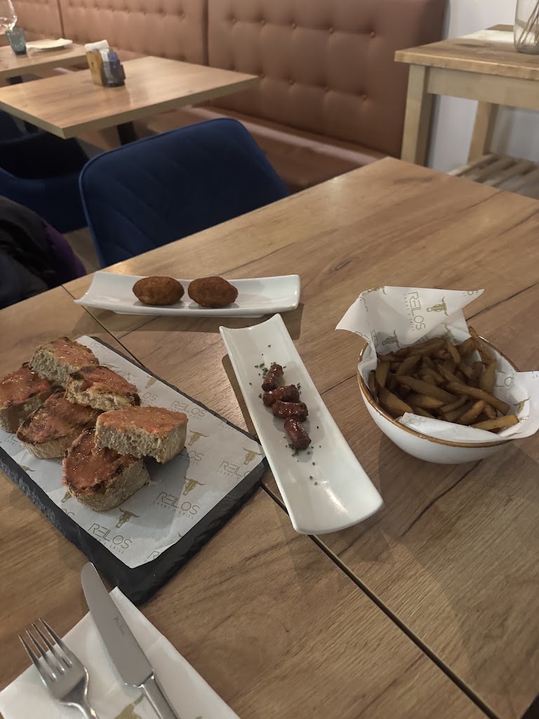 Reilos Carns & Grill — Mas recientes