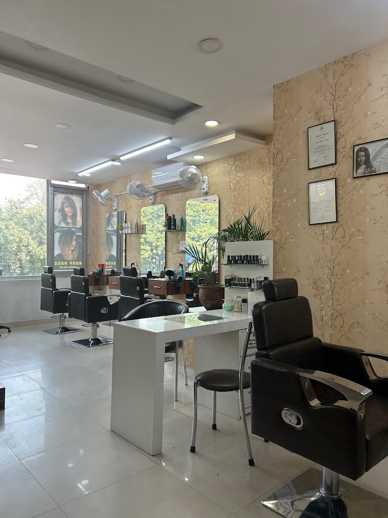 Roop Rose Unisex Salon