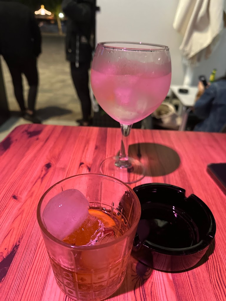 EL TRASTERO bar de copas