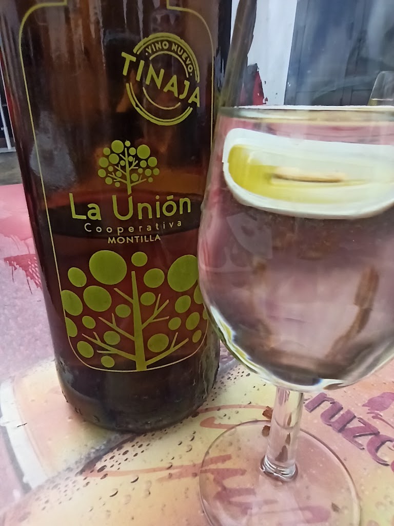 Bar La union — Comida y bebida