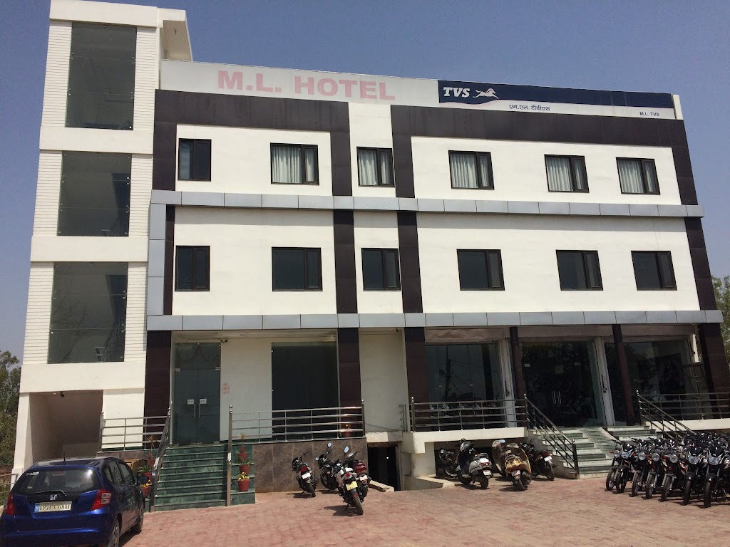 Hotel M L Palace