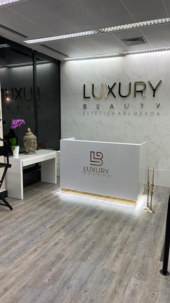 Luxury beauty Estetica — Del propietario