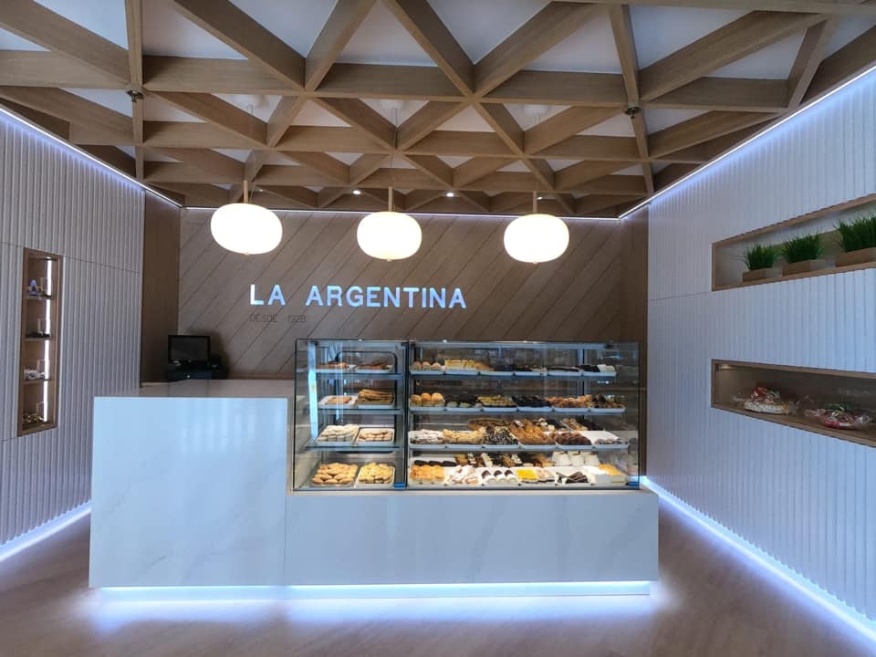 Pasteleria & Confiteria La Argentina III