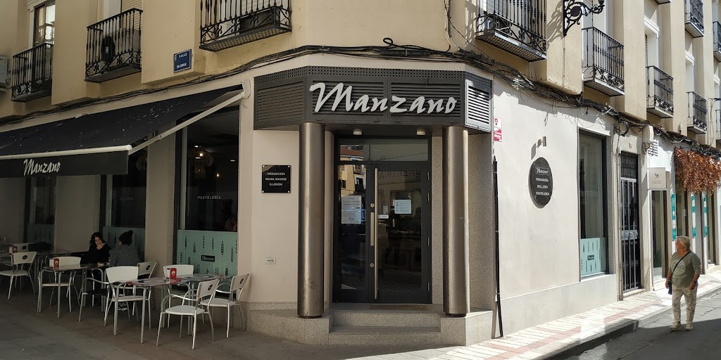 Manzano - Panaderia Cafeteria Pasteleria