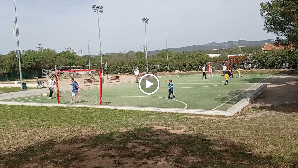Espacio para Barbacoas Las Roquetas — Videos