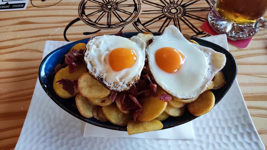 Restaurantes La Rustica — Comida y bebida