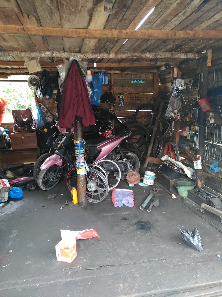 Abang Motor