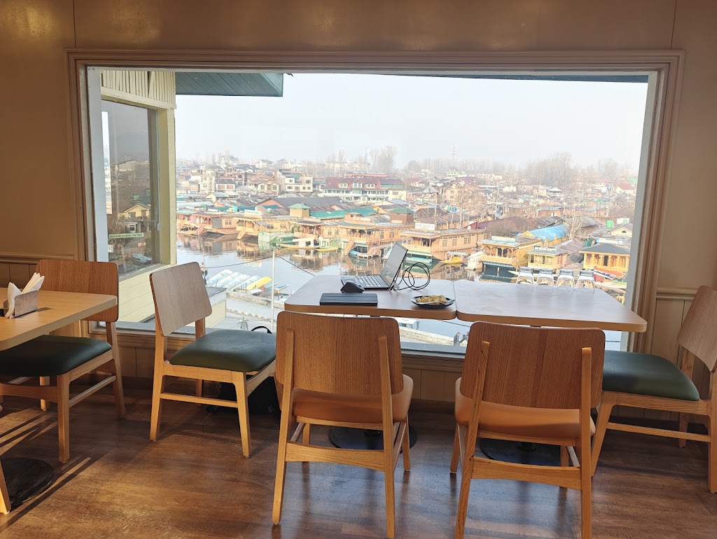 Clove The Art Of Dining Srinagar
