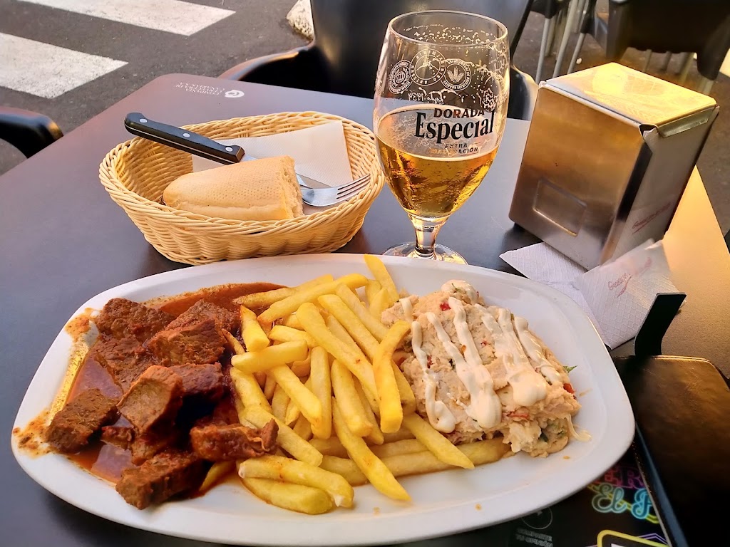 Ruta 22 American Diner — Comida y bebida