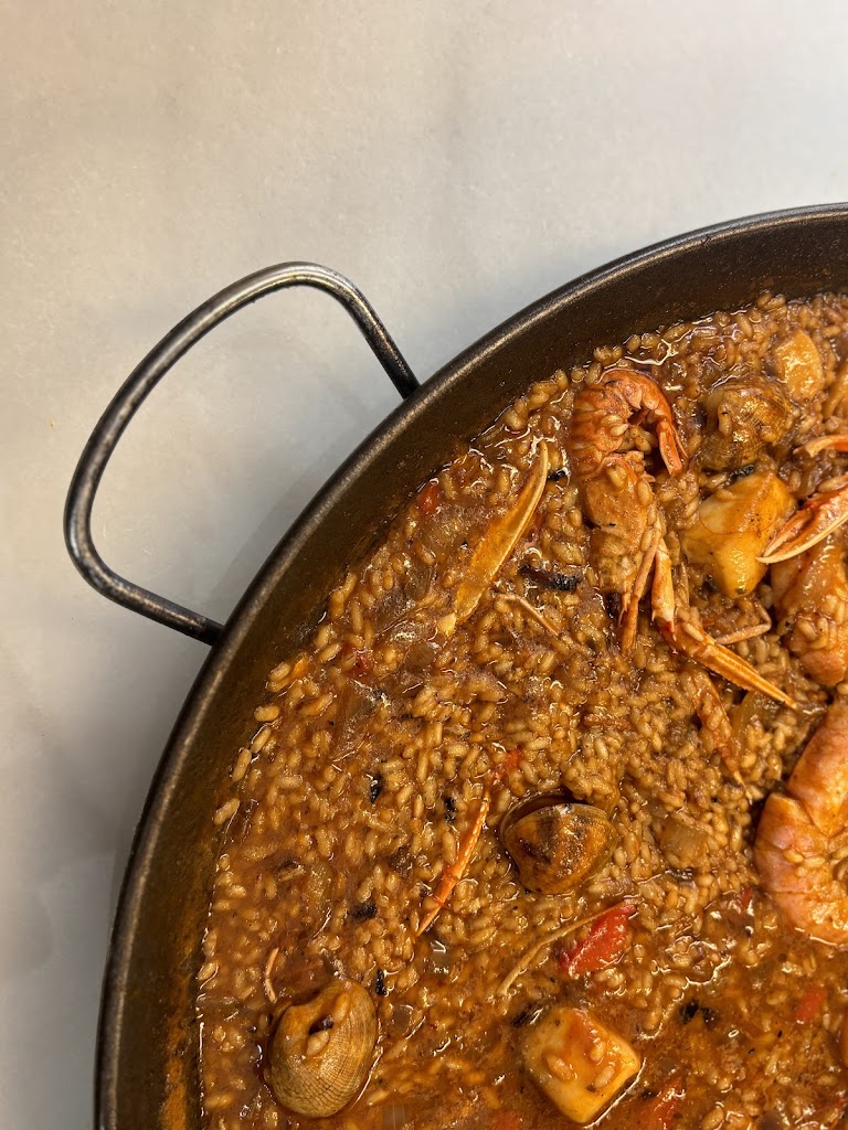 Bar Ateneo Adrianense — Comida y bebida