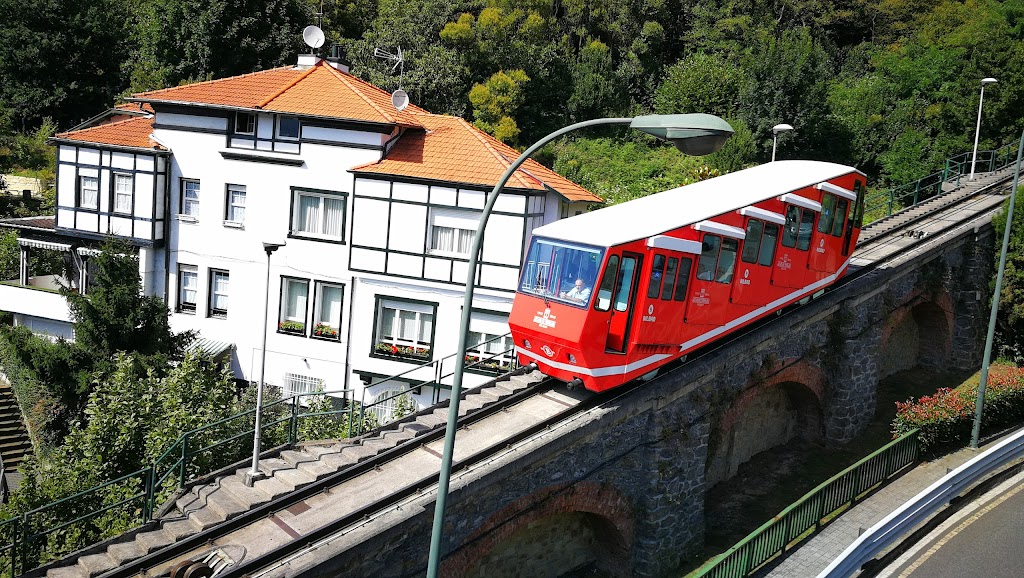 Artxandako Funikularraren Geltokia/Estacion del Funicular de Artxanda
