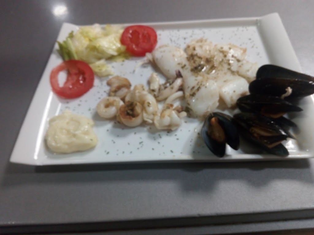 Bar Cafe Five — Del propietario