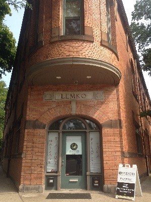  Studio 11 in Tremont