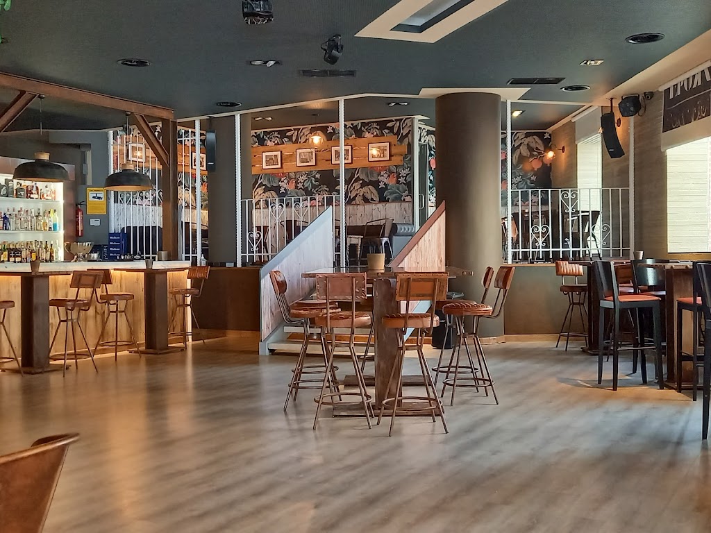 Pub Epoka S L