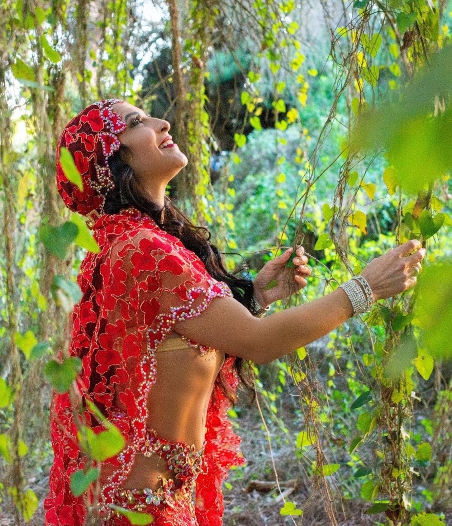 Danza del Vientre Lourdes Tenorio