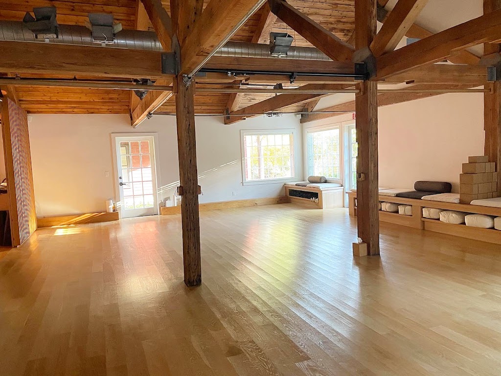  Charym Yoga Studio