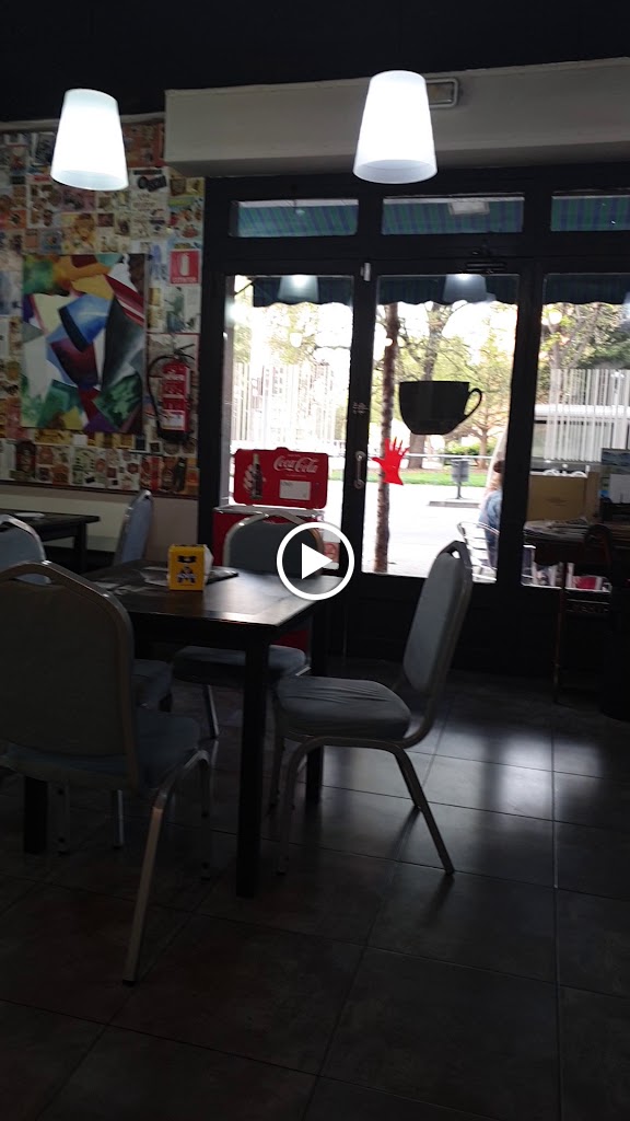 Cafeteria Bar-Restaurant Can Bin — Videos