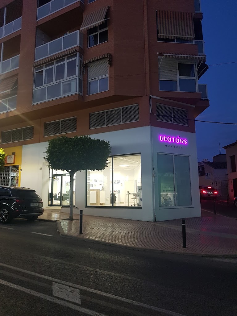 Brotons Estilistas Alfaz — Del propietario
