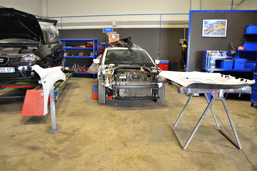 Taller Chapa-Pintura-Mecanica(Gartor Autopinturas,SL)Vilaseca — Del propietario