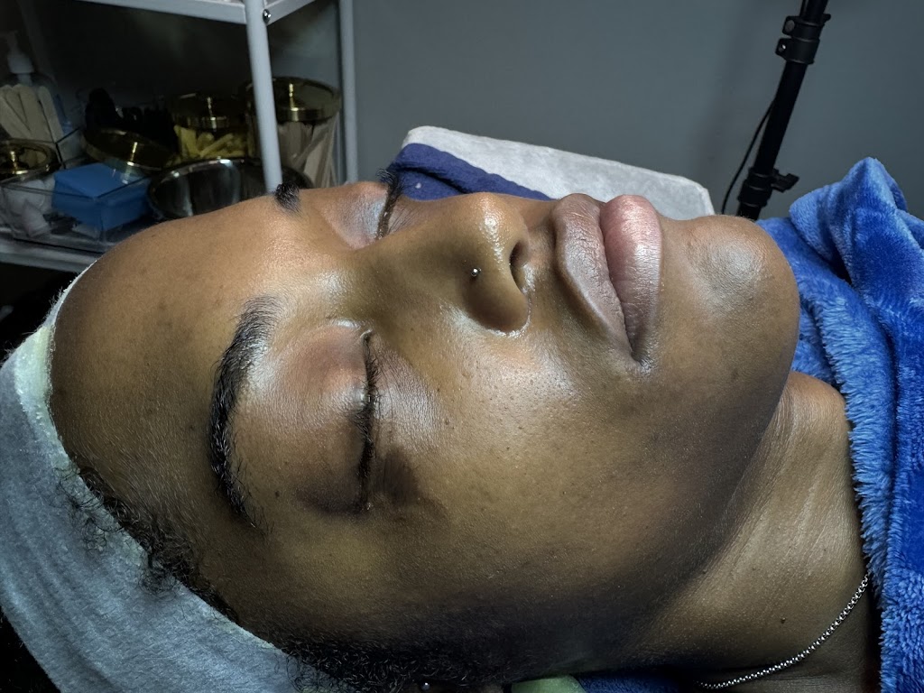  BLK HOLLYWOOD STUDIO