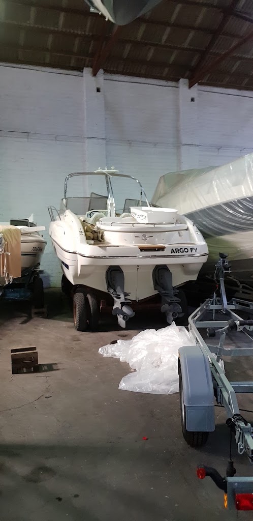 Metropol Nauticas / Metropol Sant Feliu — Bote