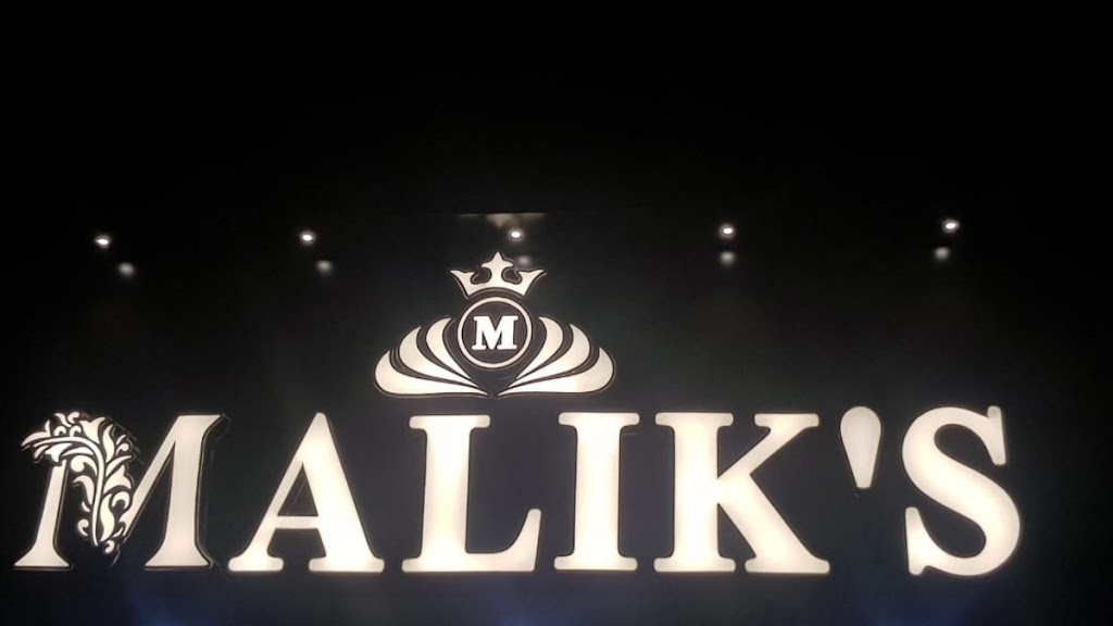 Malik S Styleonn The Saloon