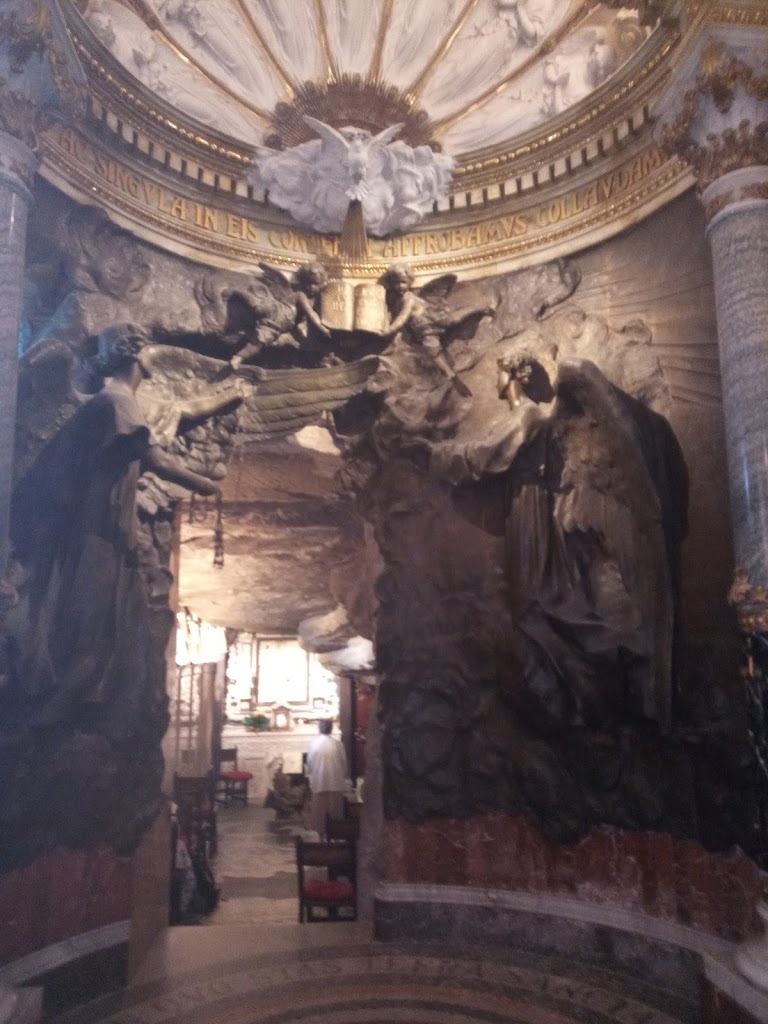 Aparcament de la Cova de Sant Ignasi