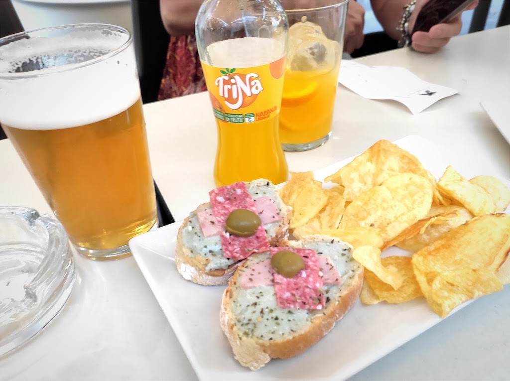 El Puente 2.0 Bar — Comida y bebida